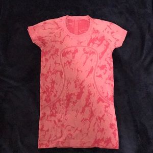 Lululemon swiftly tech shirt size 6 pink